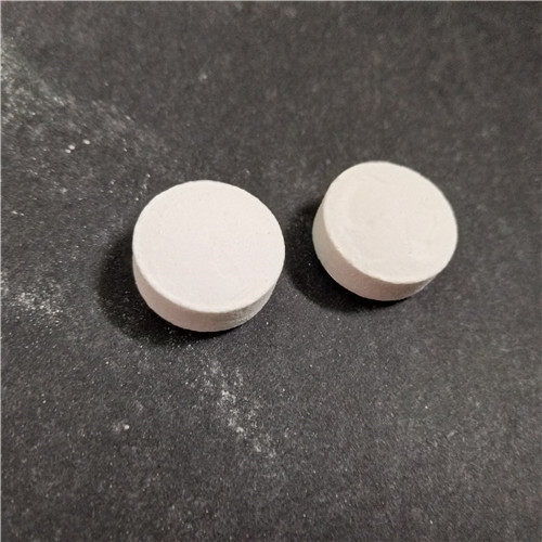 南宁水处理氯片价格解析 三氯异氰尿酸多少钱一吨